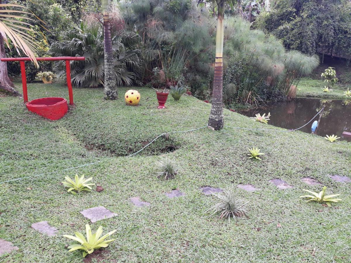 Sitio E Pousada Recanto Dos Ipes เตเรซอโปลิส ภายนอก รูปภาพ