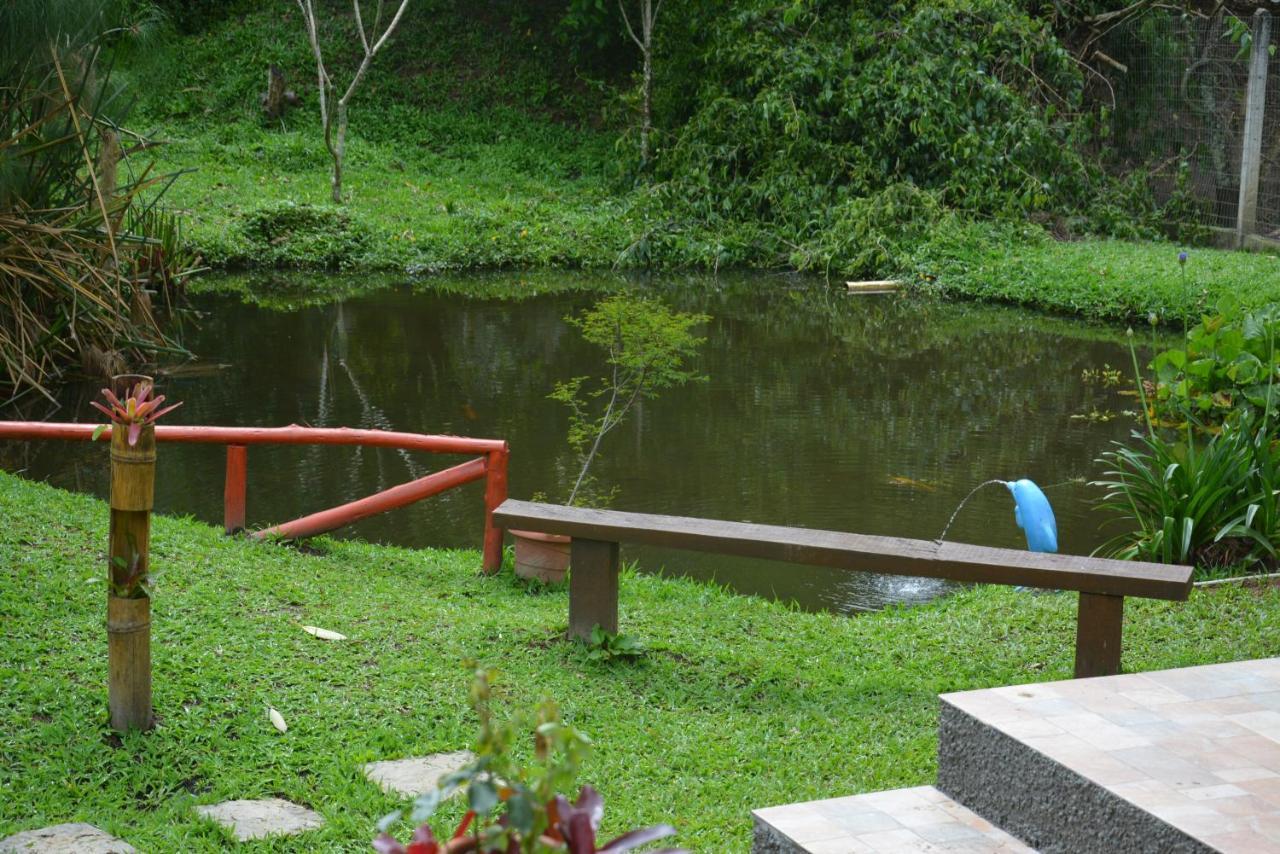 Sitio E Pousada Recanto Dos Ipes เตเรซอโปลิส ภายนอก รูปภาพ